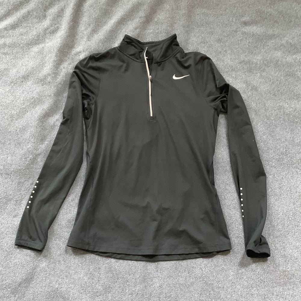 NIKE Running Quarter Zip Long Sleeve - Women’s S